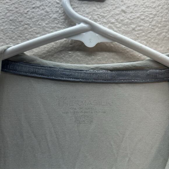 Thermasilk Base Layer Shirt Women’s Size Small Gray Ivory Silk Long Sleeve Top - Picture 5 of 7